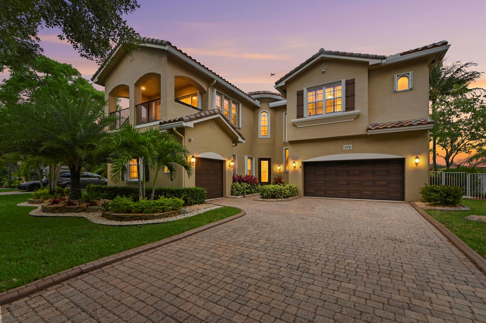 458 Cresta Circle, West Palm Beach FL 33413