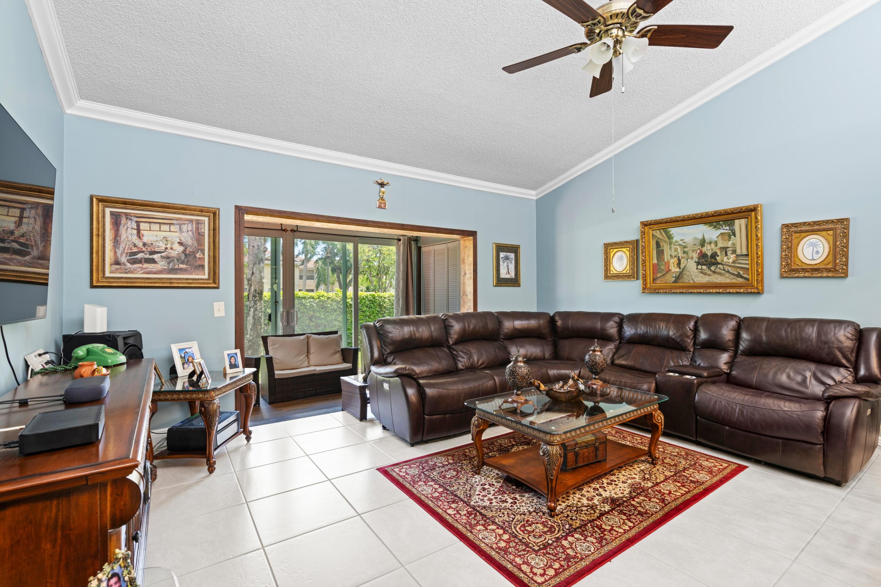 2534 Boundbrook Drive S # 115 — Photo 5