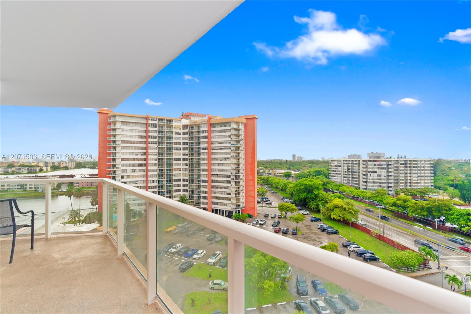 1301 NE Miami Gardens Dr # 1025W — Photo 4