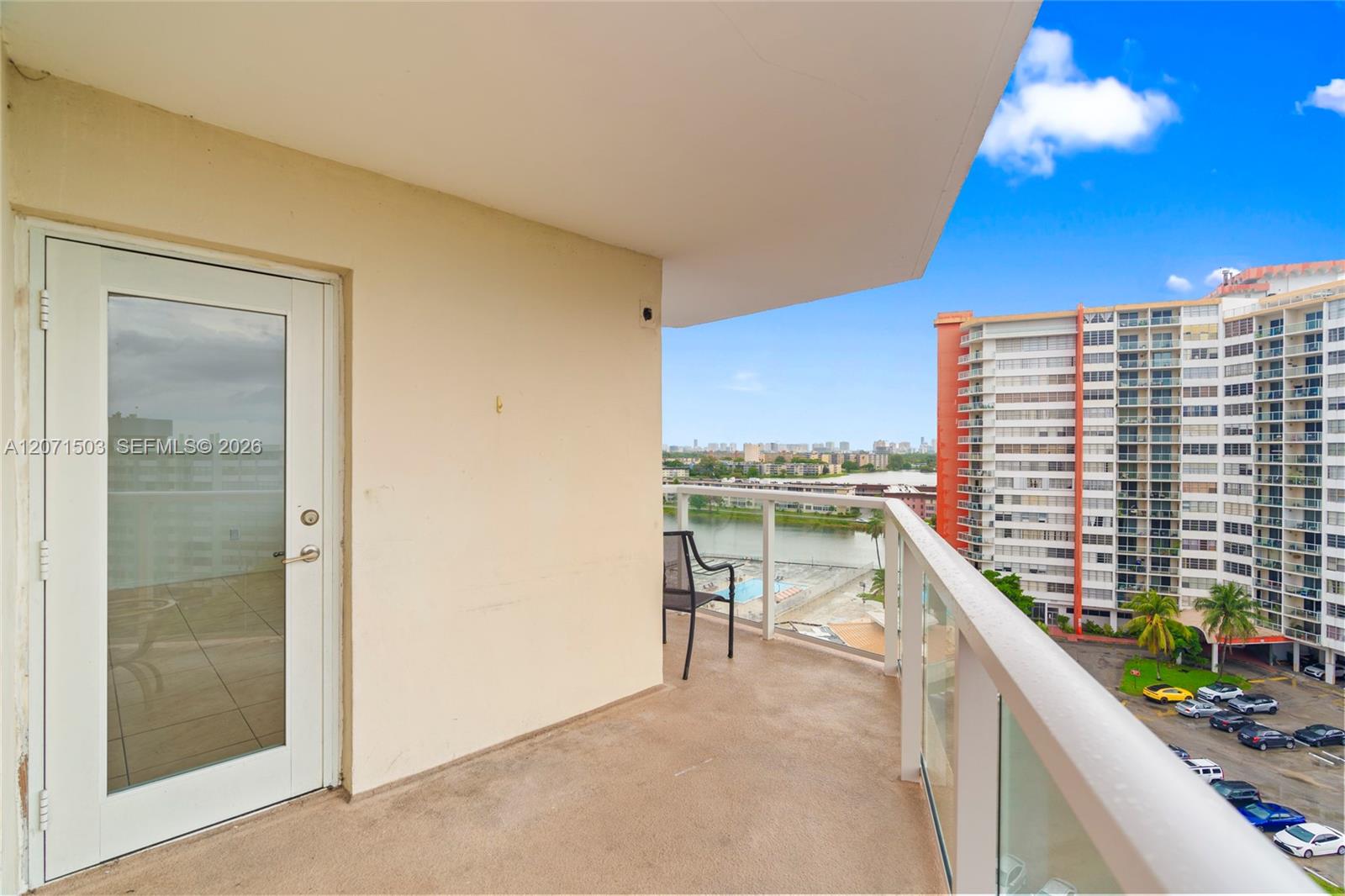 1301 NE Miami Gardens Dr # 1025W — Photo 5