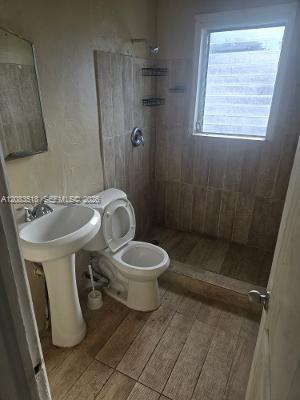 2215 Fillmore St # B — Photo 3