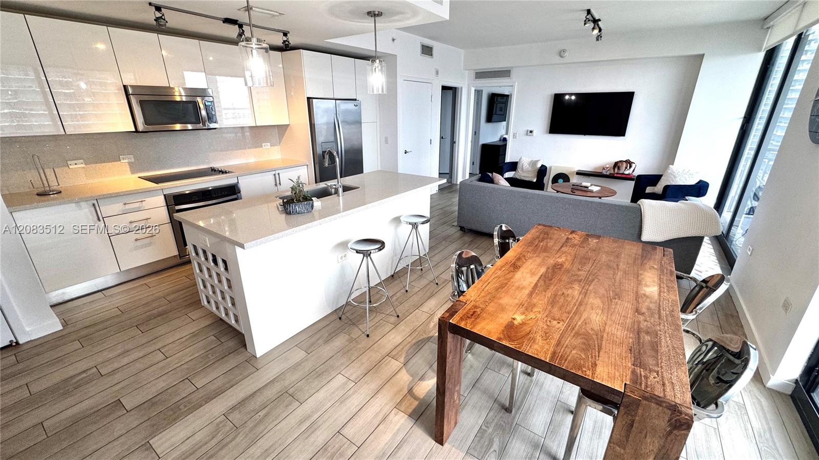 999 SW 1st Ave # 2303 — Photo 4
