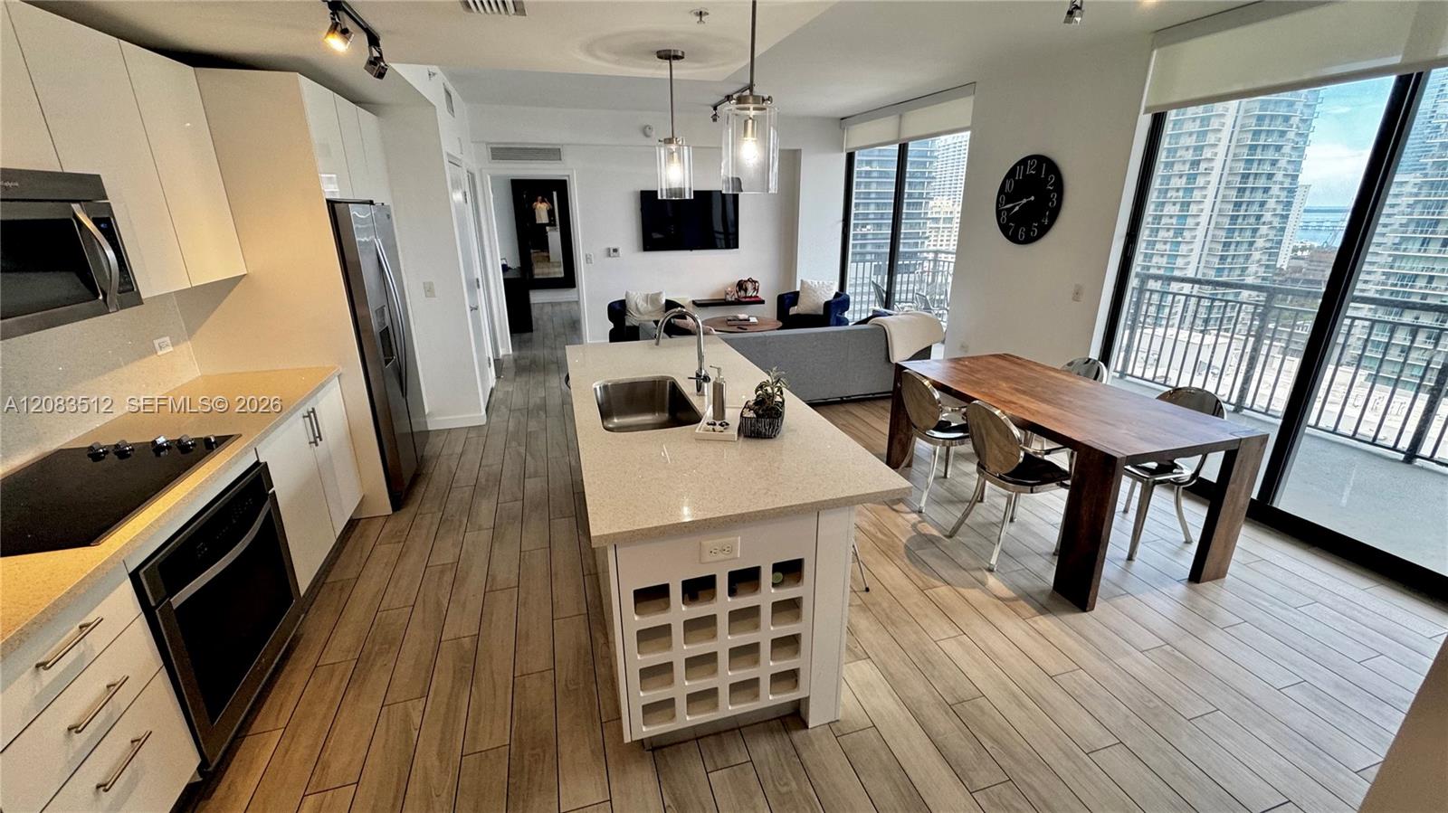 999 SW 1st Ave # 2303 — Photo 5