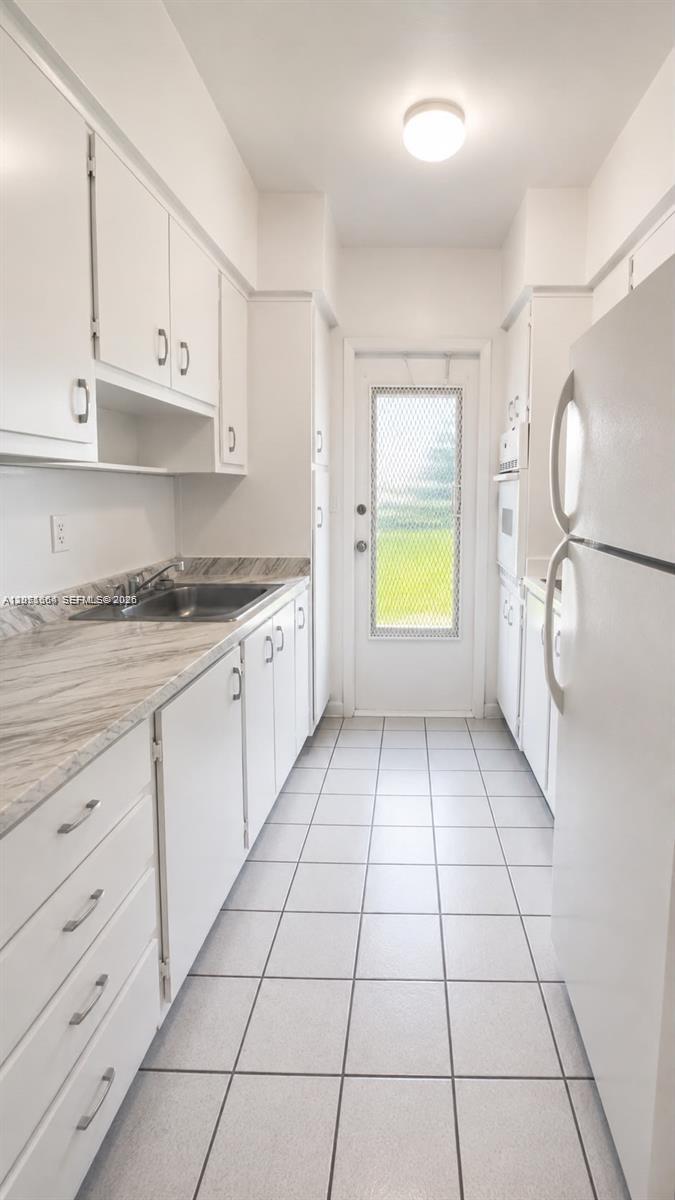 12655 NE 16th Ave # 16 View 2