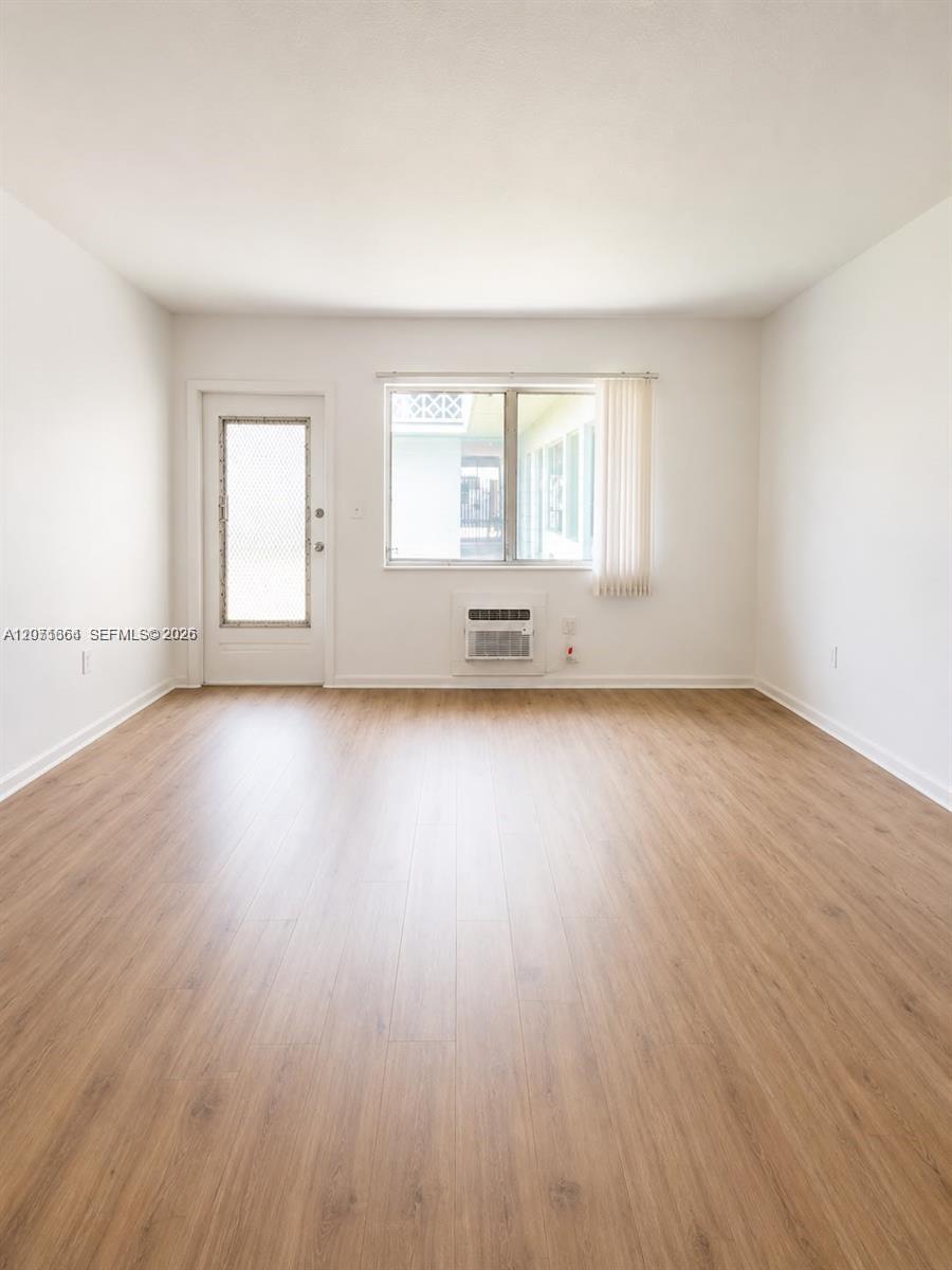 12655 NE 16th Ave # 16 View 8