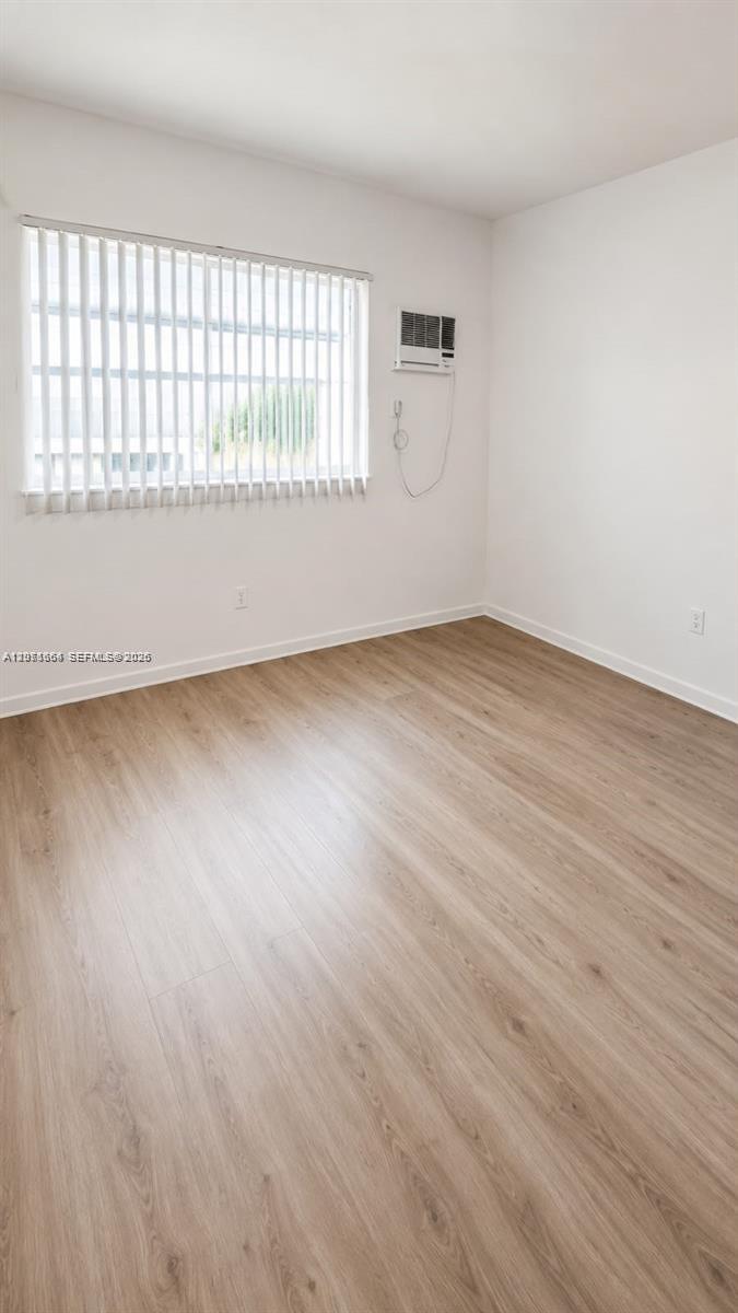 12655 NE 16th Ave # 16 View 9