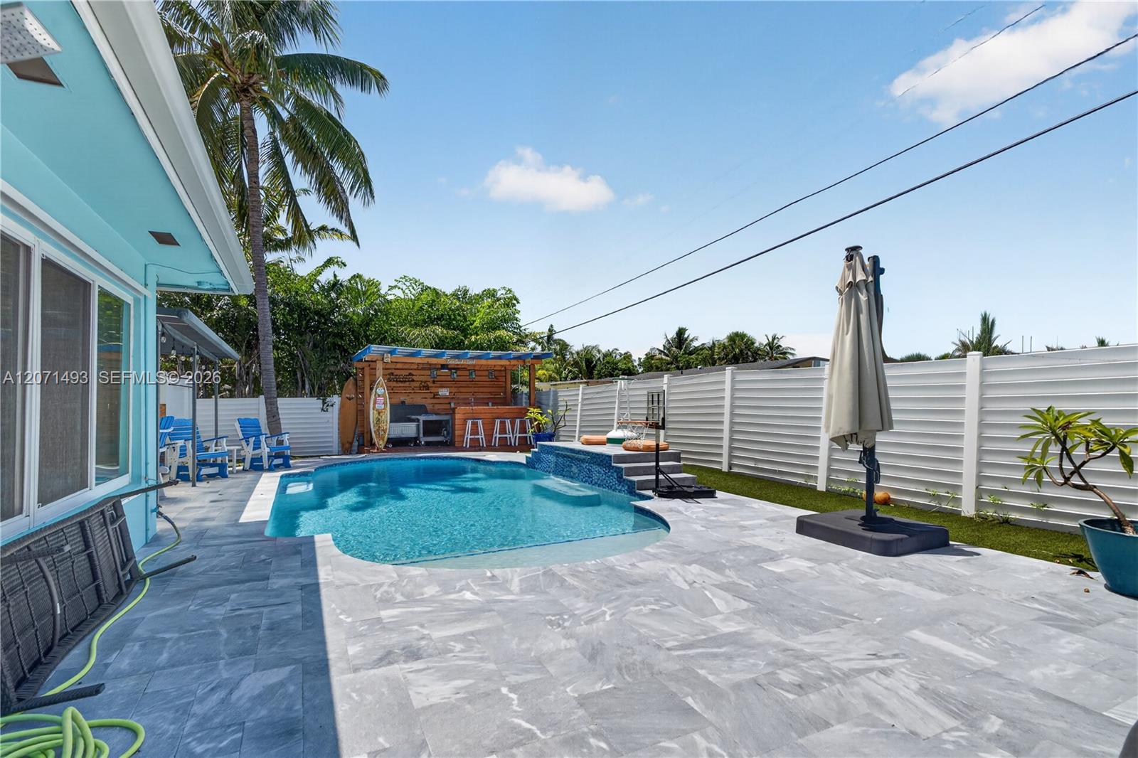 2049 Windward Dr — Photo 3