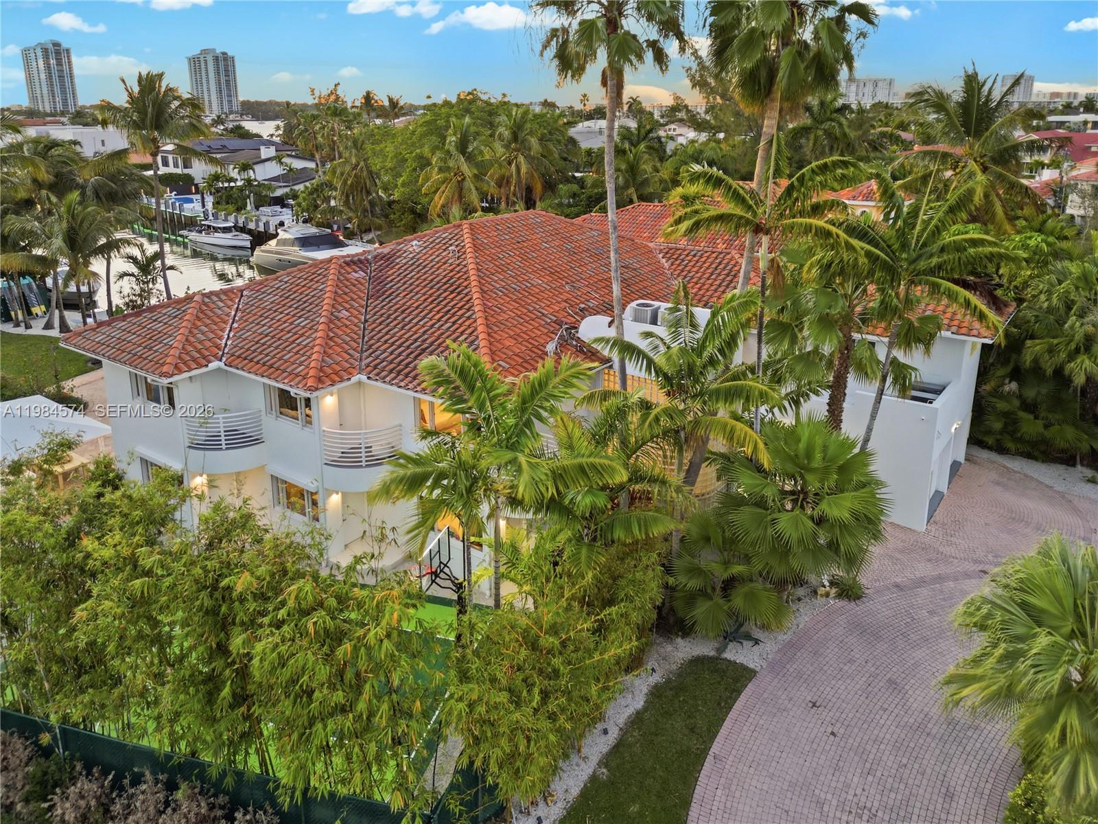 3401 NE 165th St, North Miami Beach FL 33160