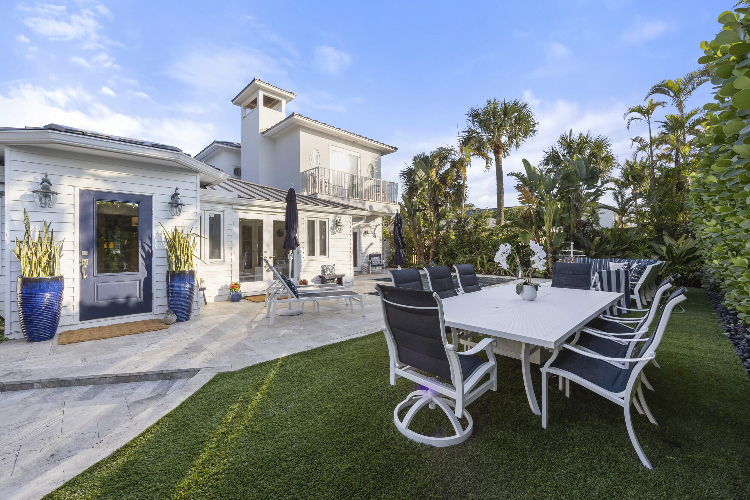 122 Lighthouse Drive — Photo 2