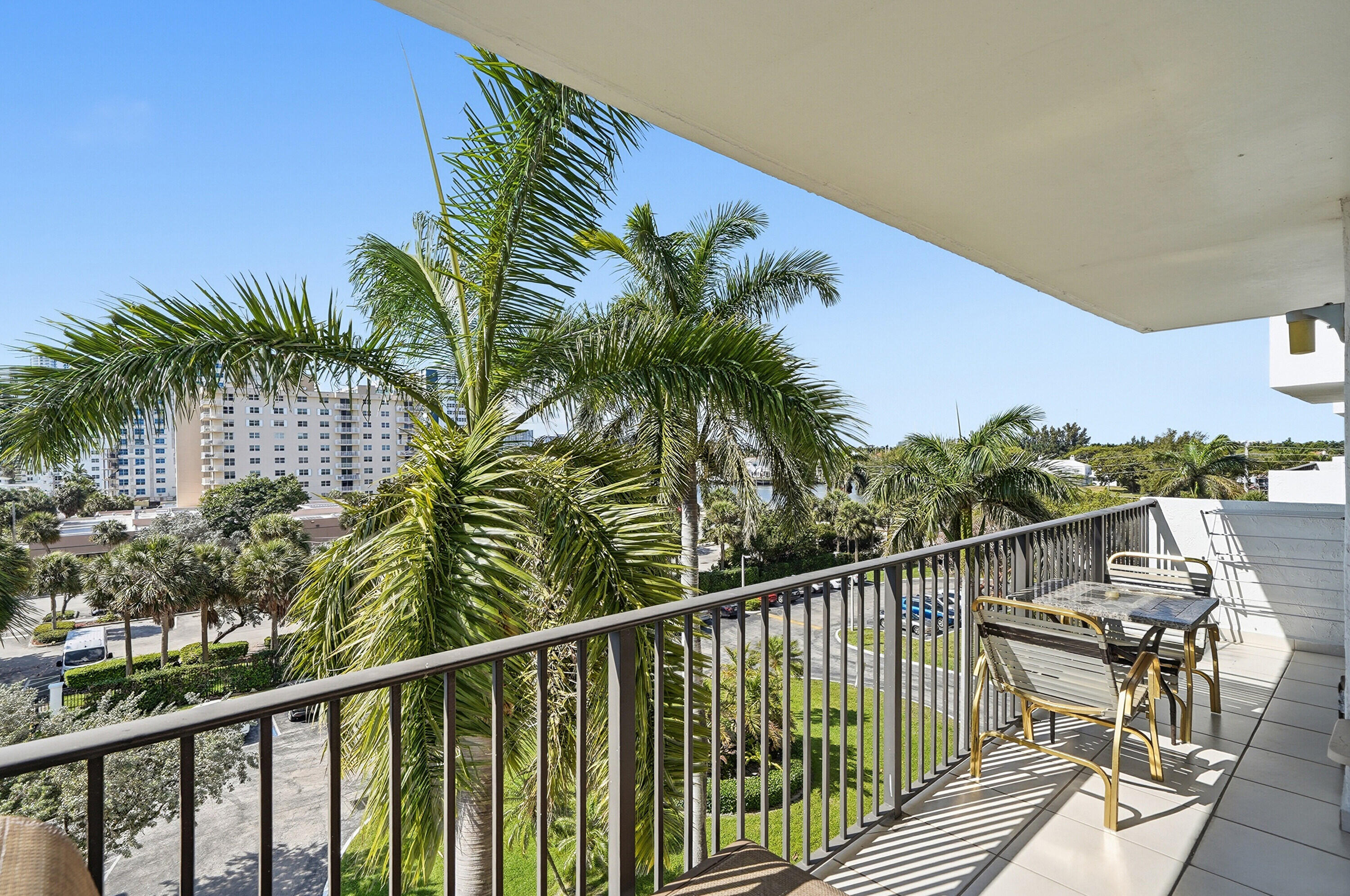 1201 S Ocean Drive # 506s — Photo 4
