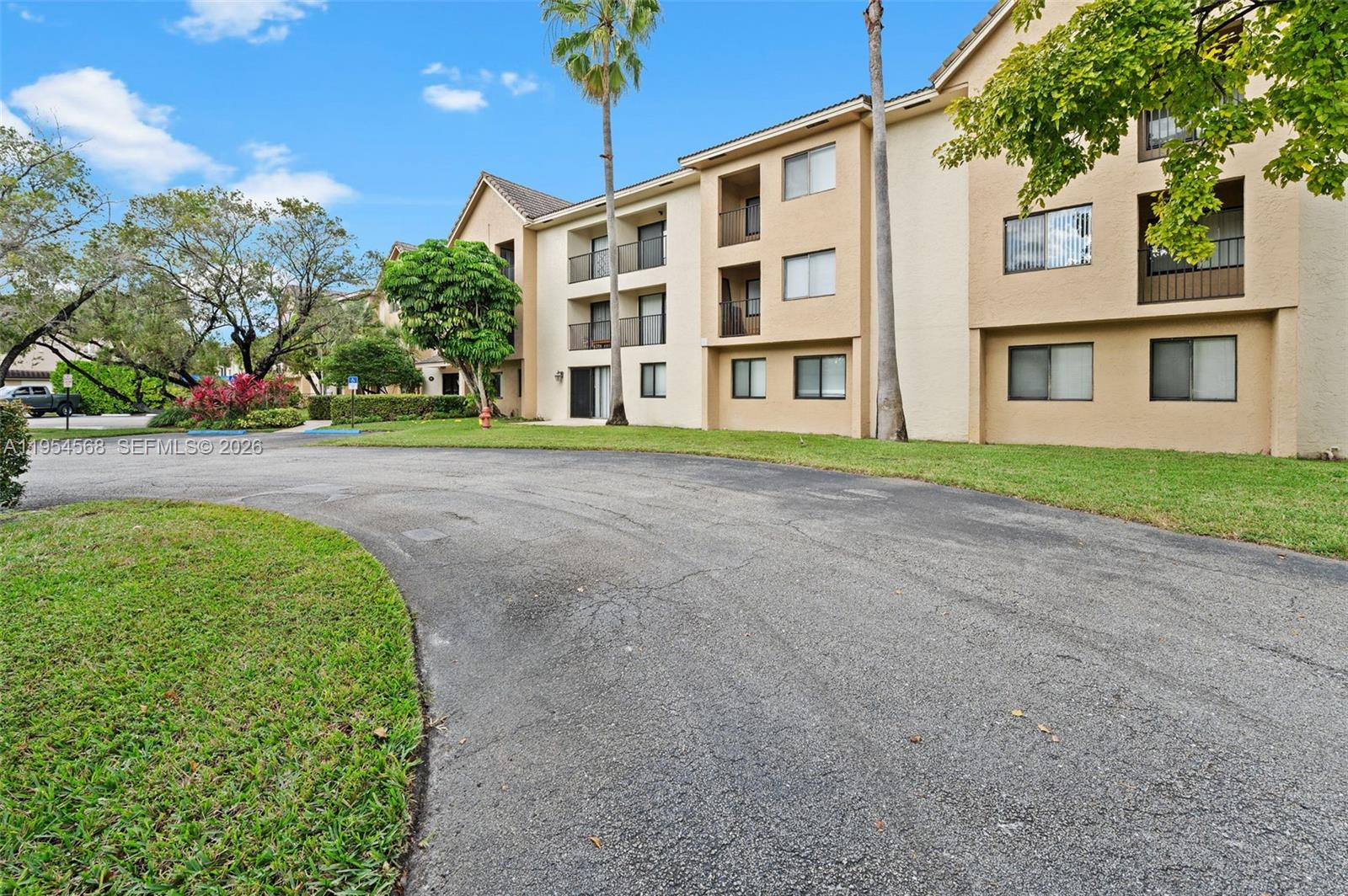 10001 W Atlantic Blvd # 218, Coral Springs FL 33071