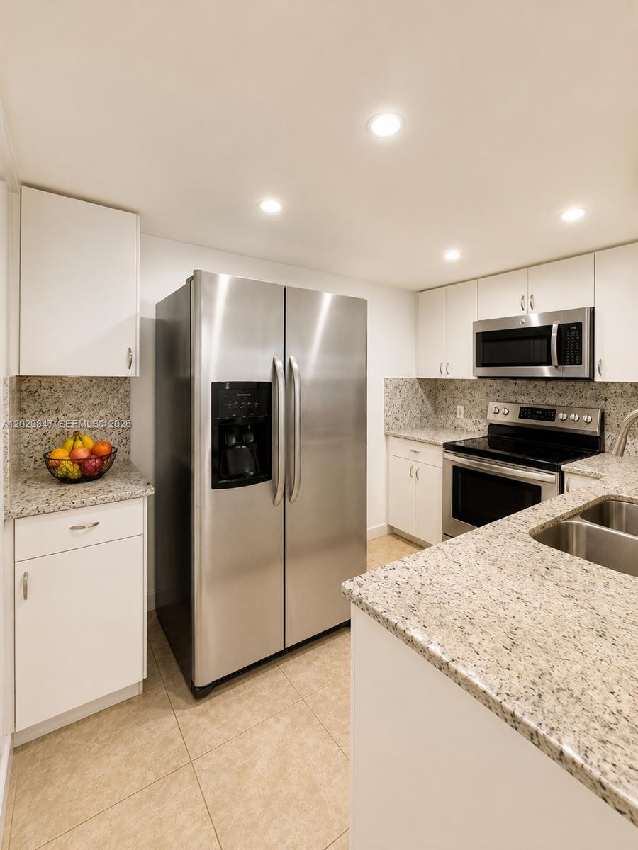 1460 NE 169th St # 108, North Miami Beach FL 33162