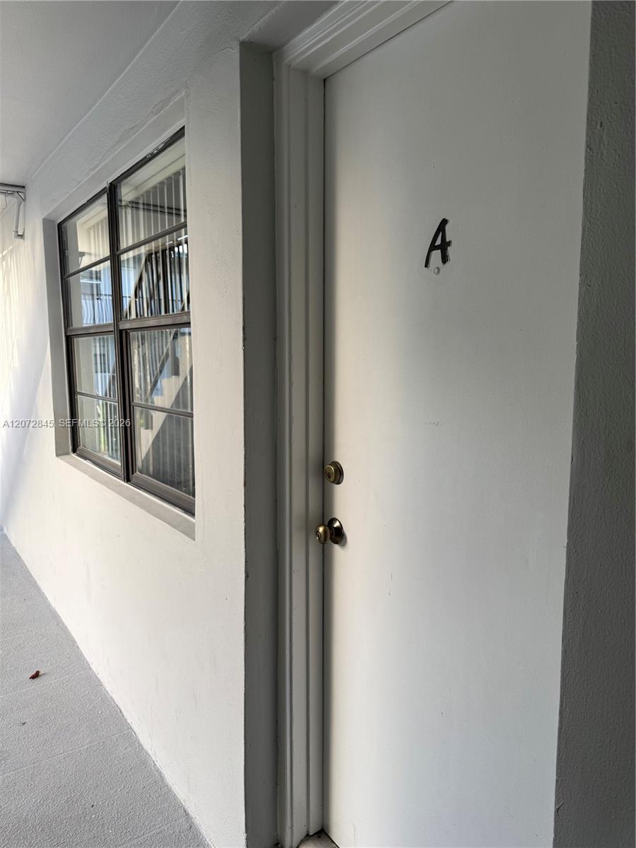 4450 SW 67th Ave # A — Photo 4