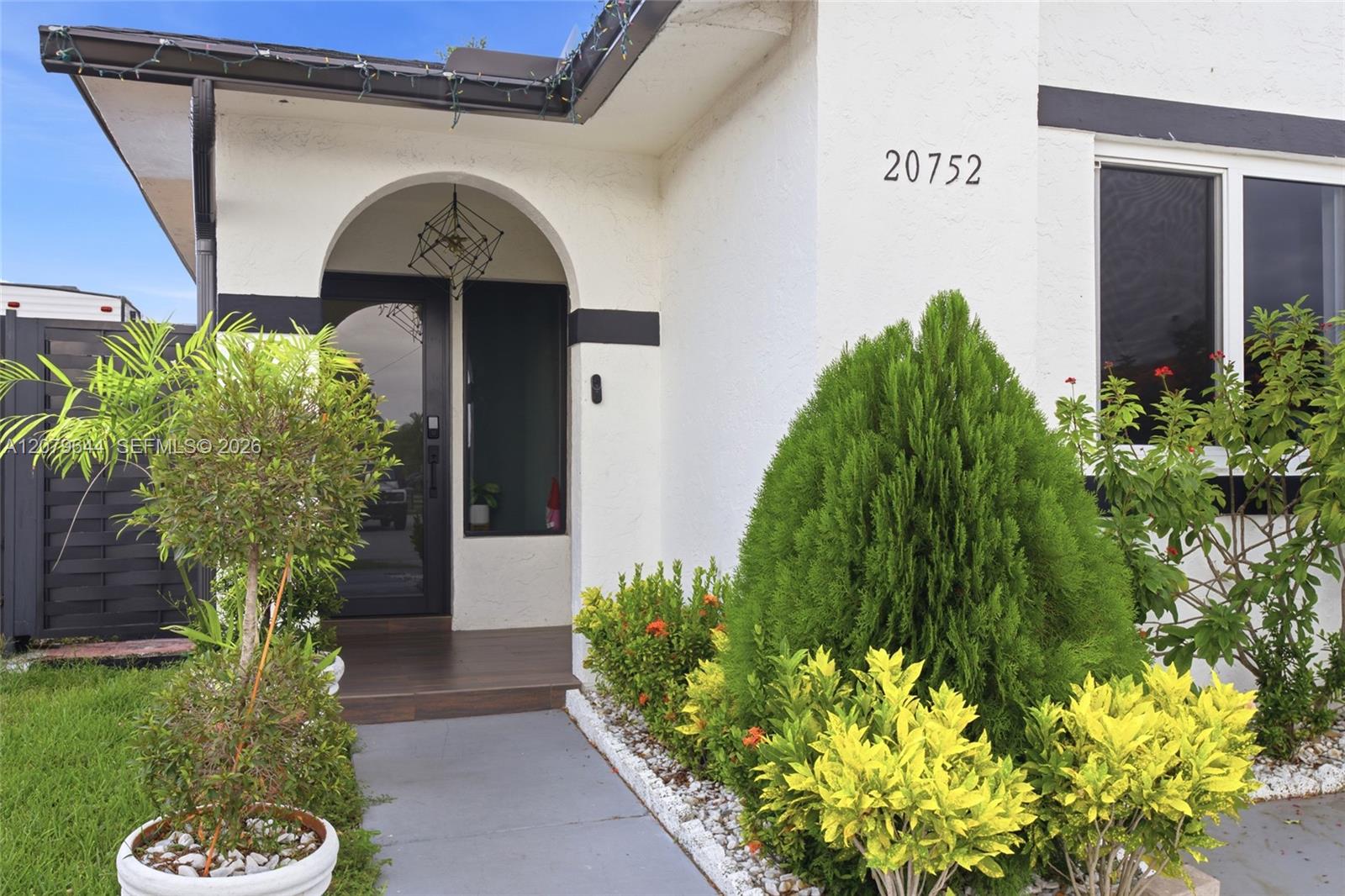 20752 SW 121st Ct — Photo 3