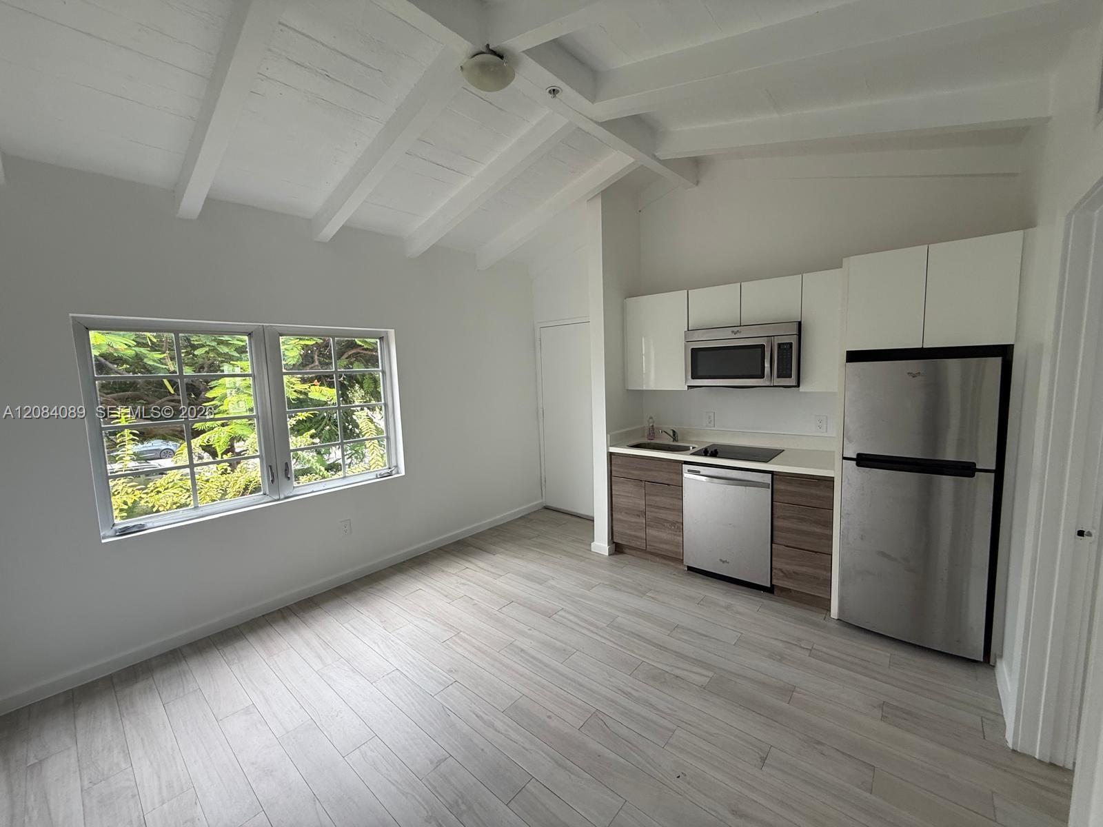 1450 Meridian Ave # 202 — Photo 3