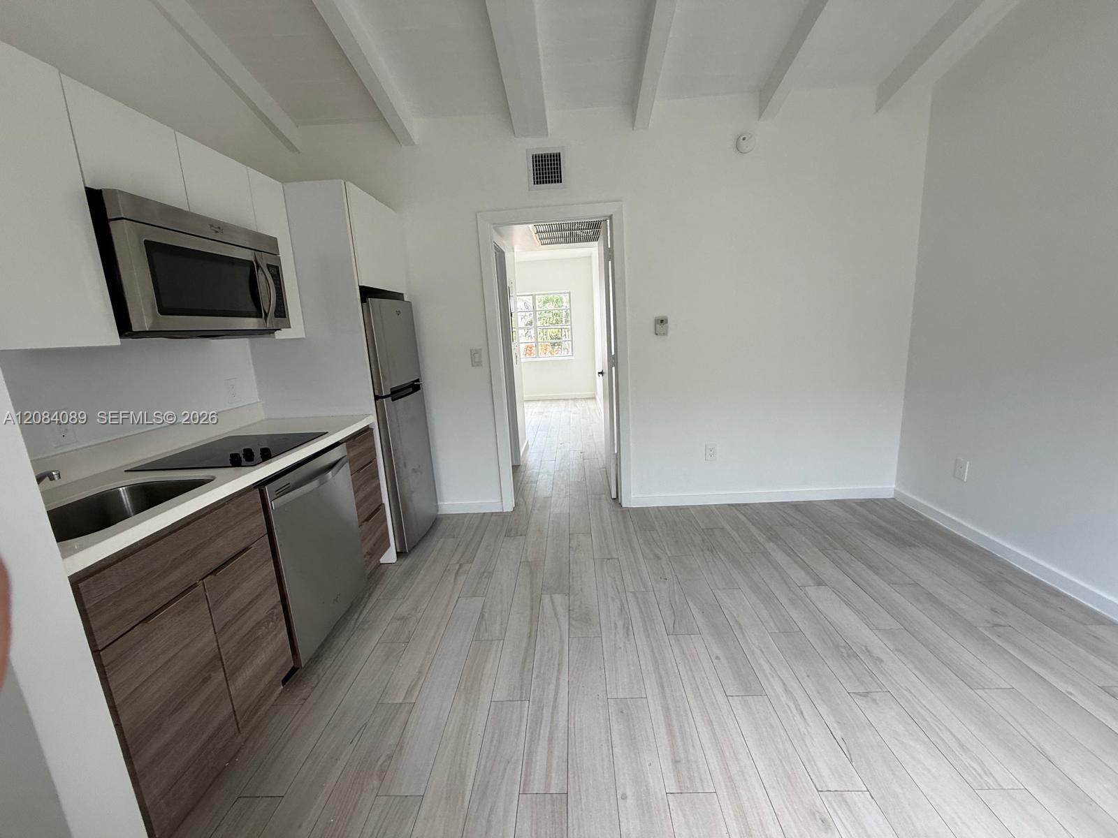 1450 Meridian Ave # 202 — Photo 5