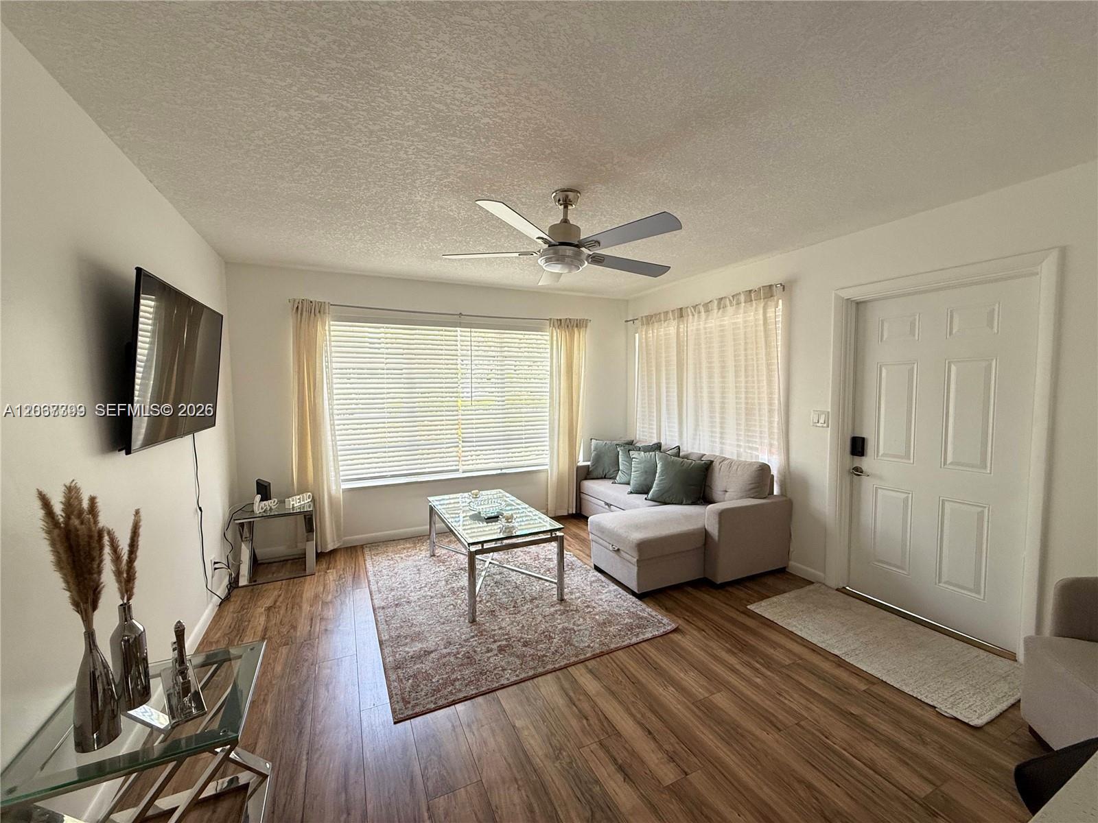 2220 NE 36th St # 1 — Photo 5