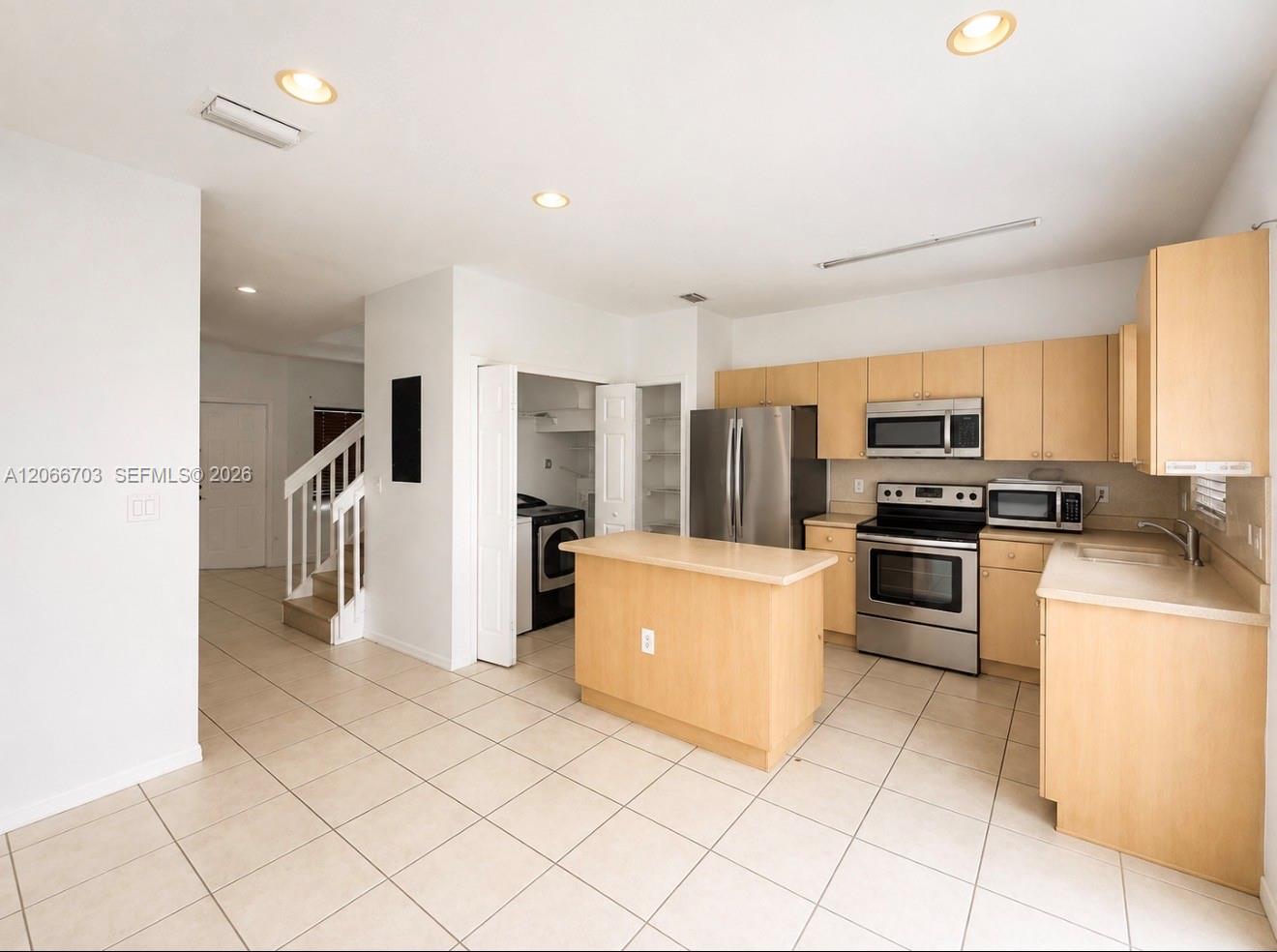 3007 SE 17th Ave # 3007, Homestead FL 33035