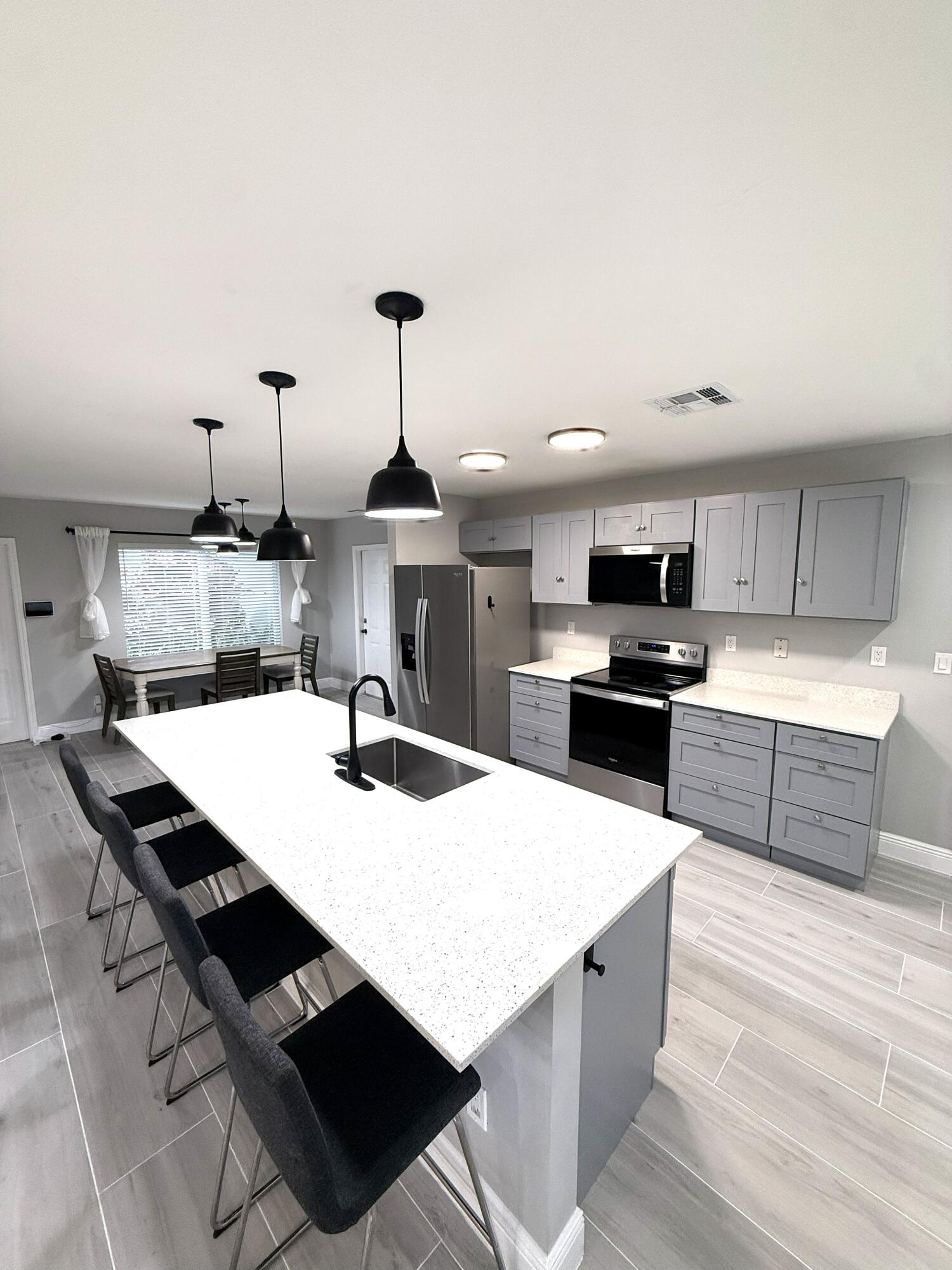 12480 SW 2nd Street — Photo 4