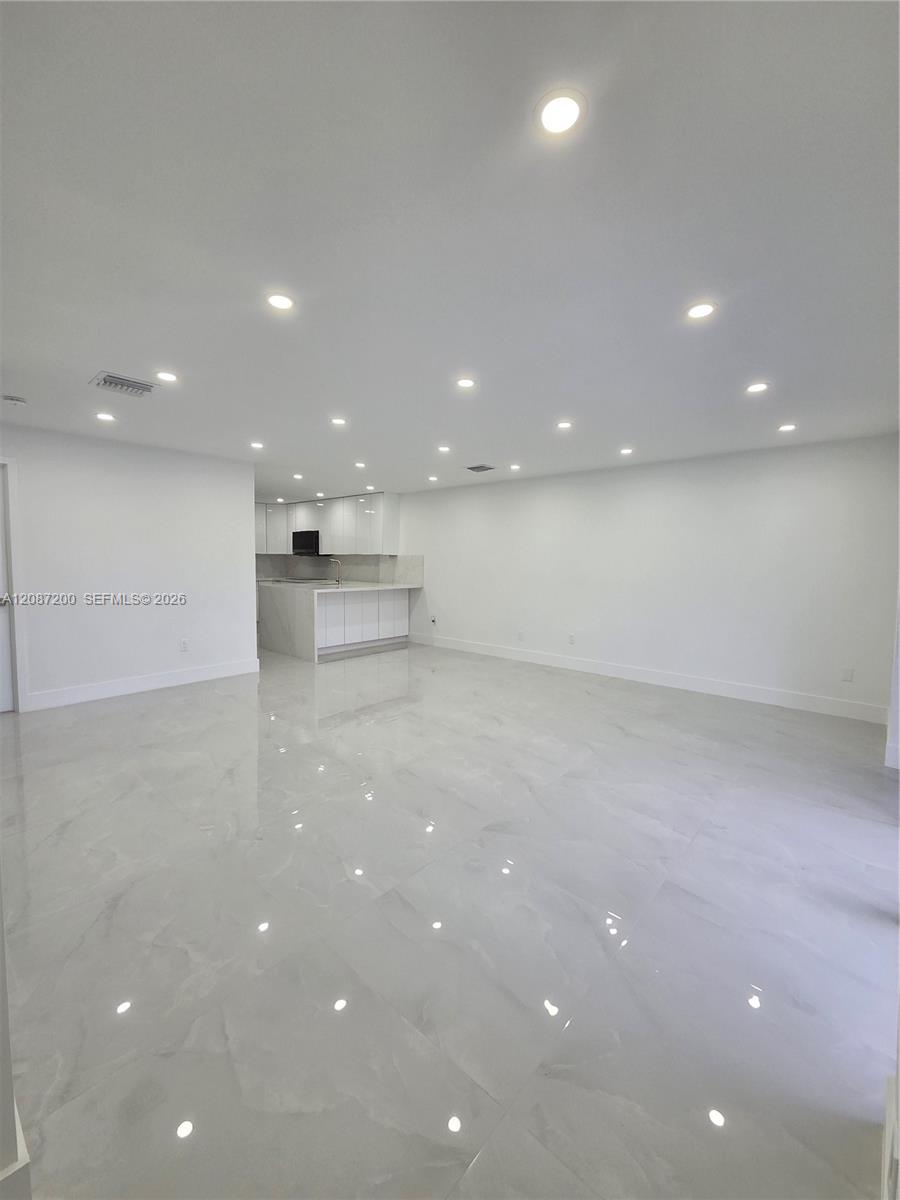 15434 SW 85th Ln # 154 — Photo 5