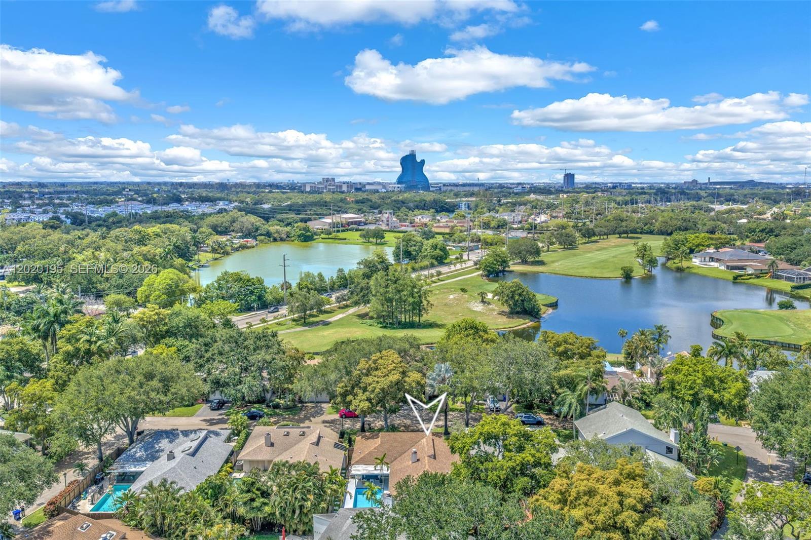 136 Greens Rd, Hollywood FL 33021