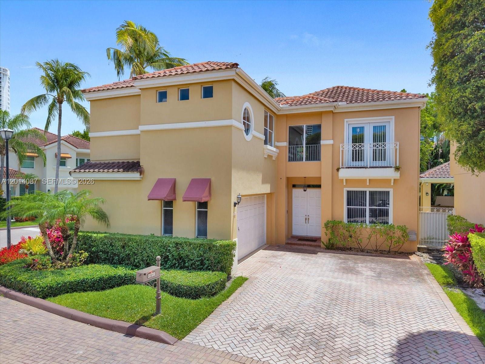 3728 NE 208th Ter, Aventura FL 33180