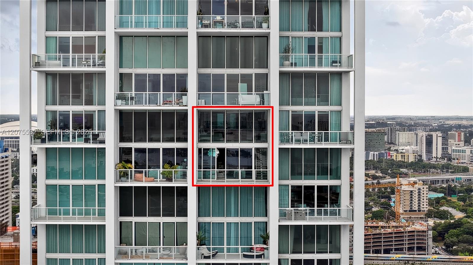 1040 Biscayne Blvd # 3403 — Photo 2