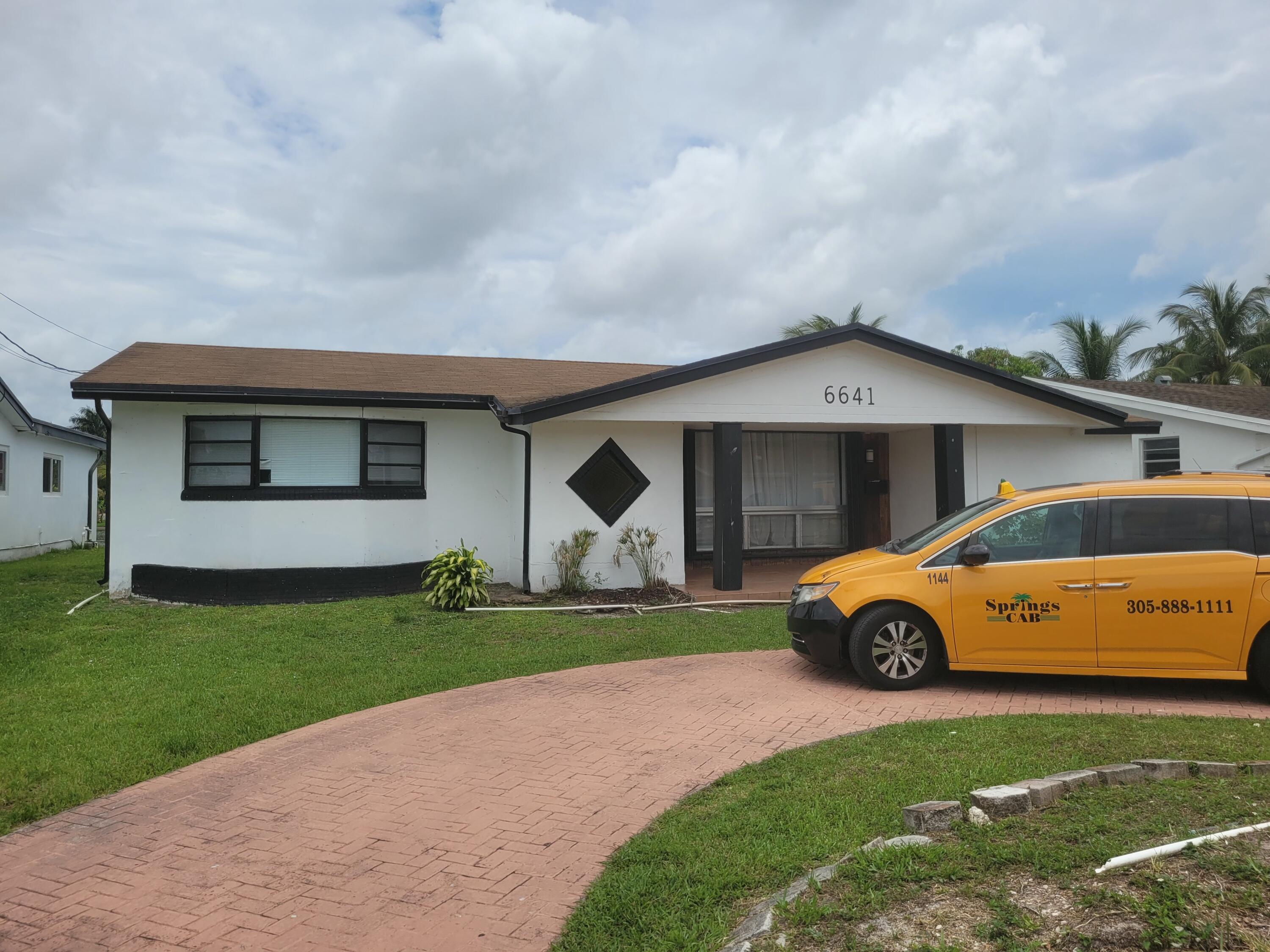 6641 Emerald Lake Drive, Miramar FL 33023