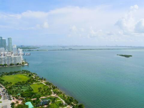 1717 N Bayshore Dr # 3847, Miami FL 33132