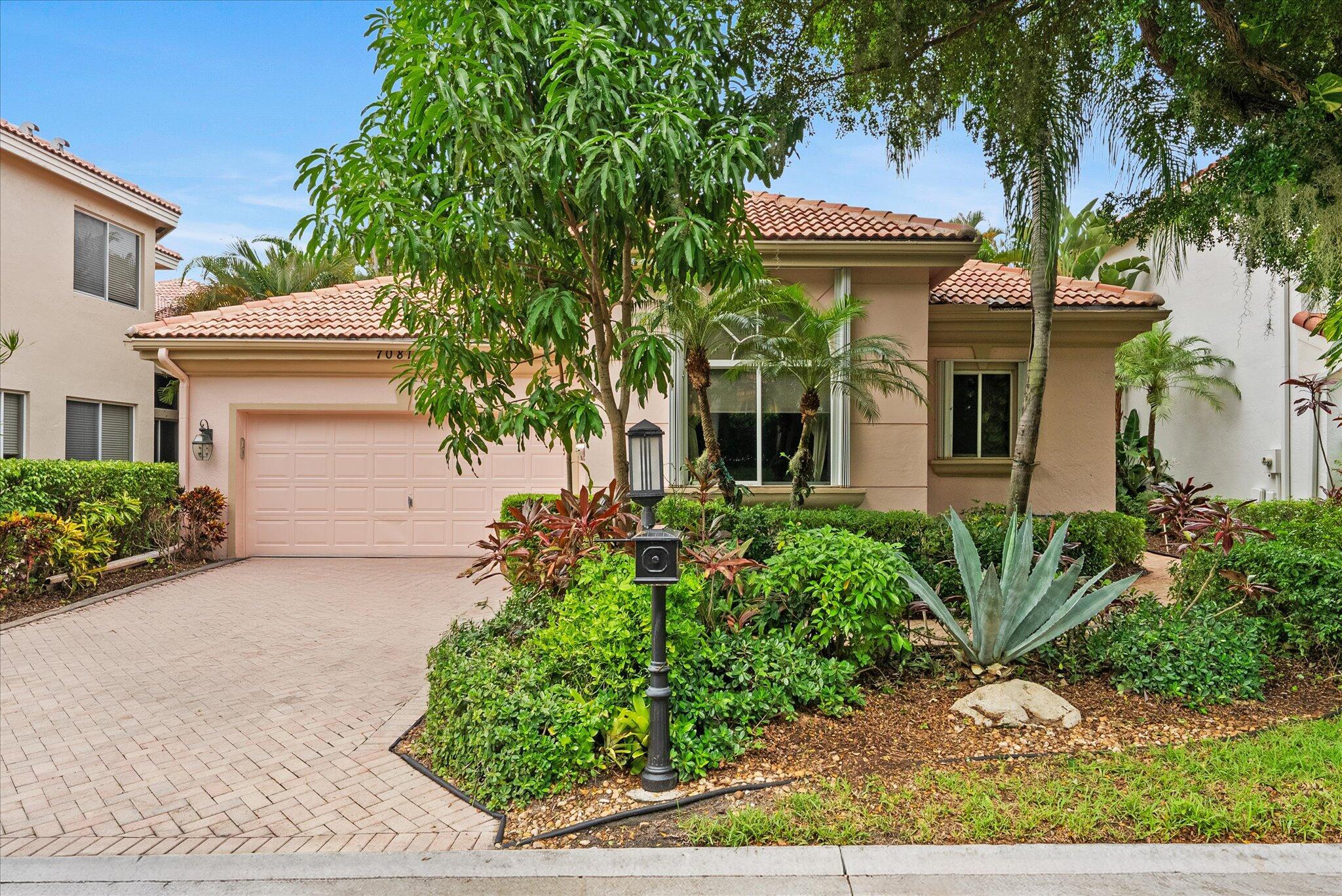 7081 Mallorca Crescent, Boca Raton FL 33433
