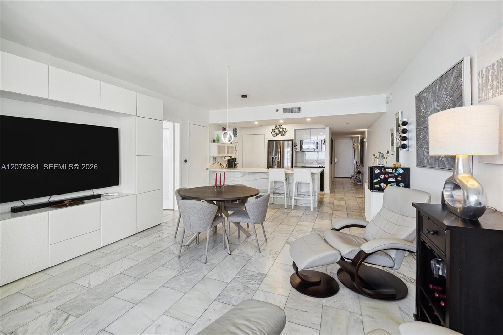 1830 S OCEAN DR # 4210 — Photo 2