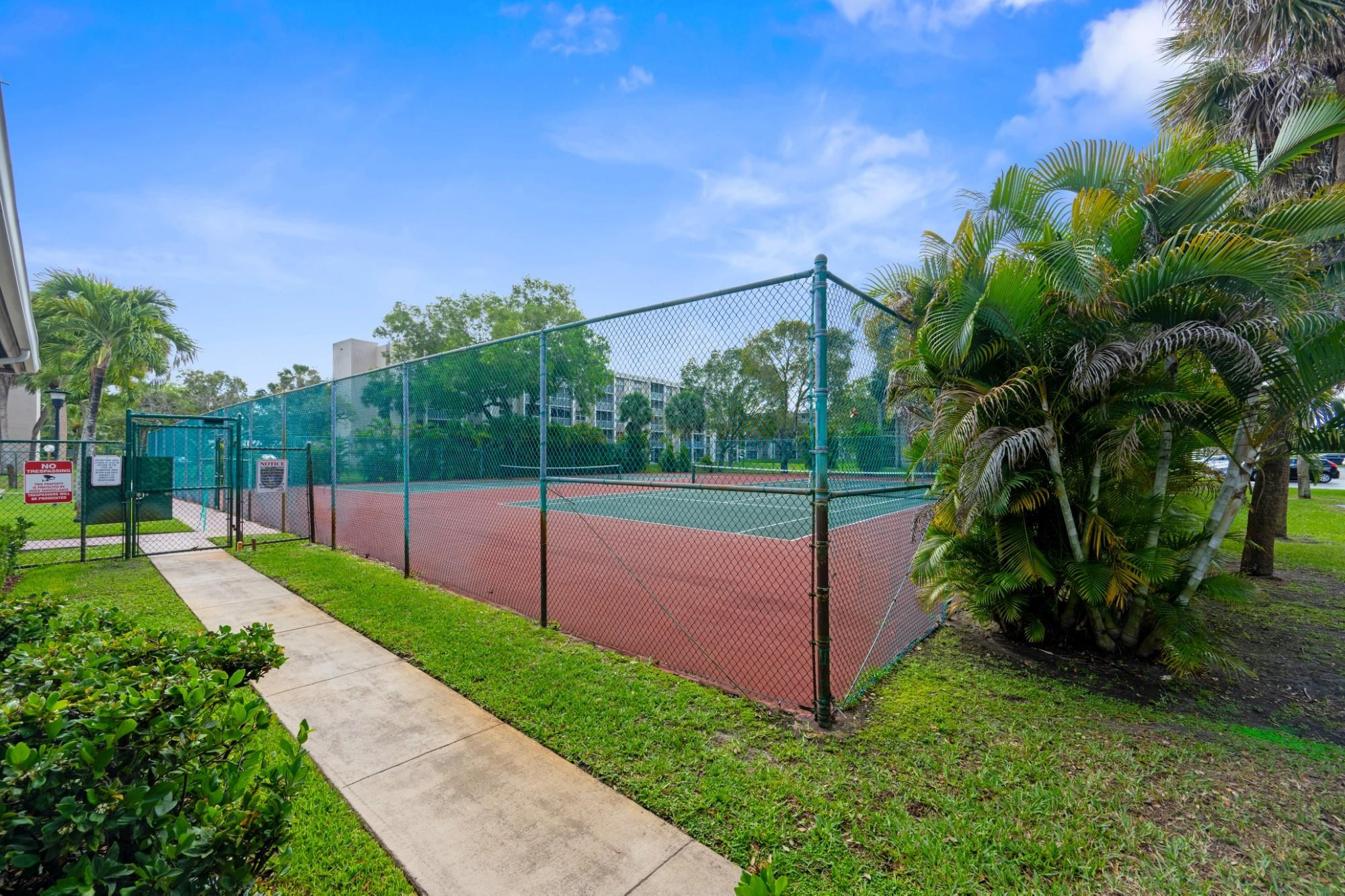 8735 RAMBLEWOOD Drive # 409 — Photo 4
