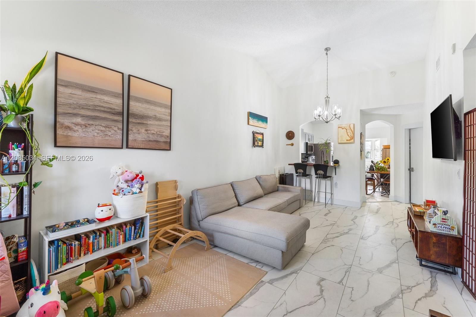 2140 NW 78th Ave # 204, Pembroke Pines FL 33024