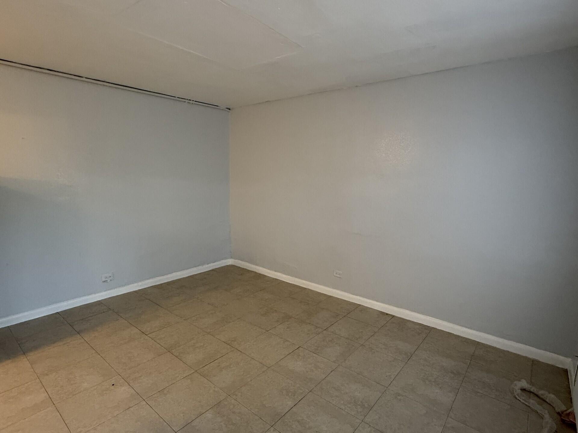 3300 Broadway # 7 — Photo 3