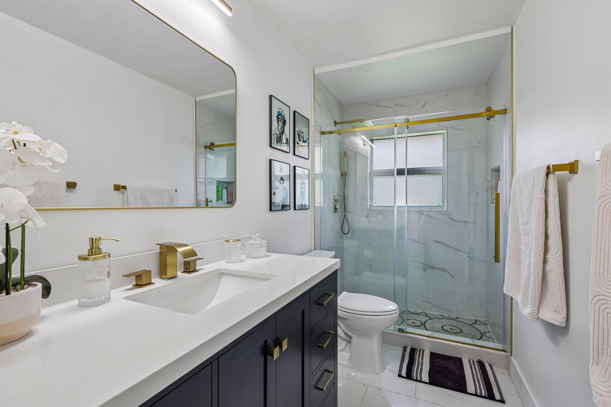 2075 SW 72ND Avenue — Photo 4