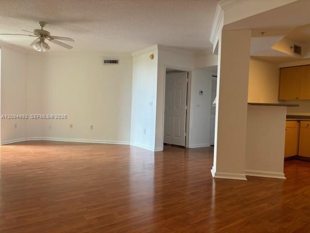 1919 Van Buren St # 502A — Photo 2