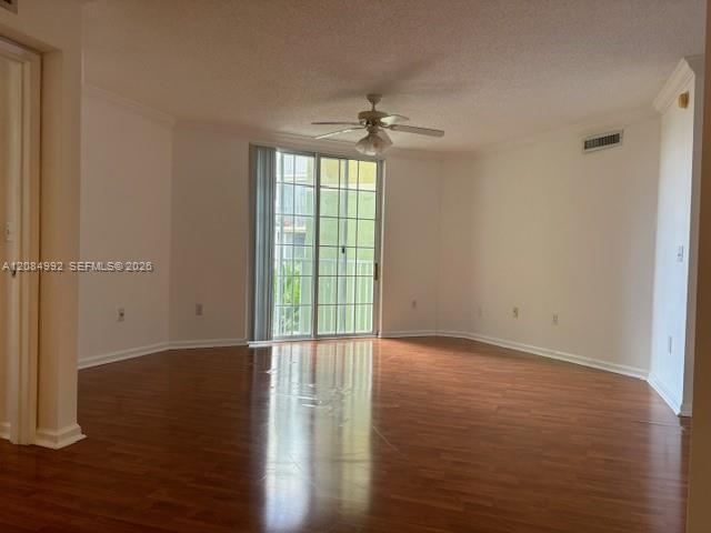 1919 Van Buren St # 502A — Photo 3
