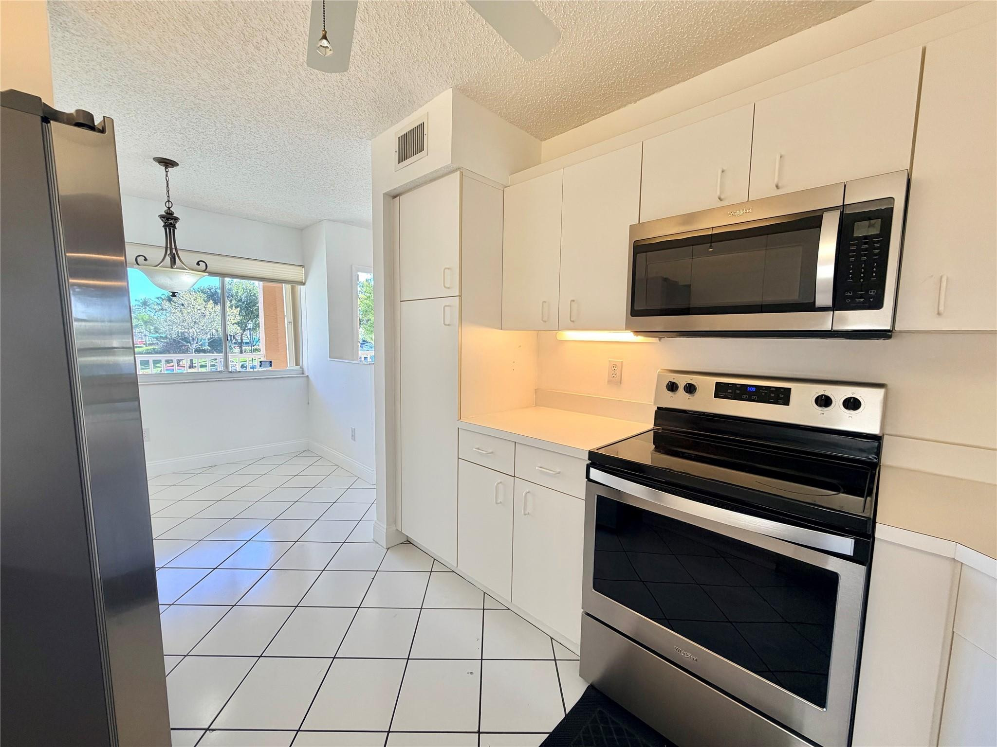 9587 WELDON Circle # B204 — Photo 4