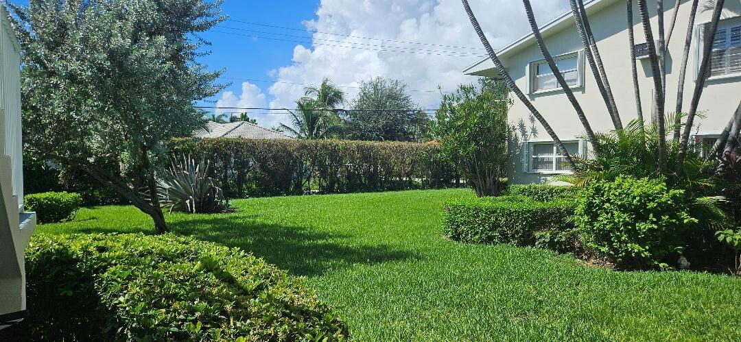 880 W Horizons # 111, Boynton Beach FL 33435