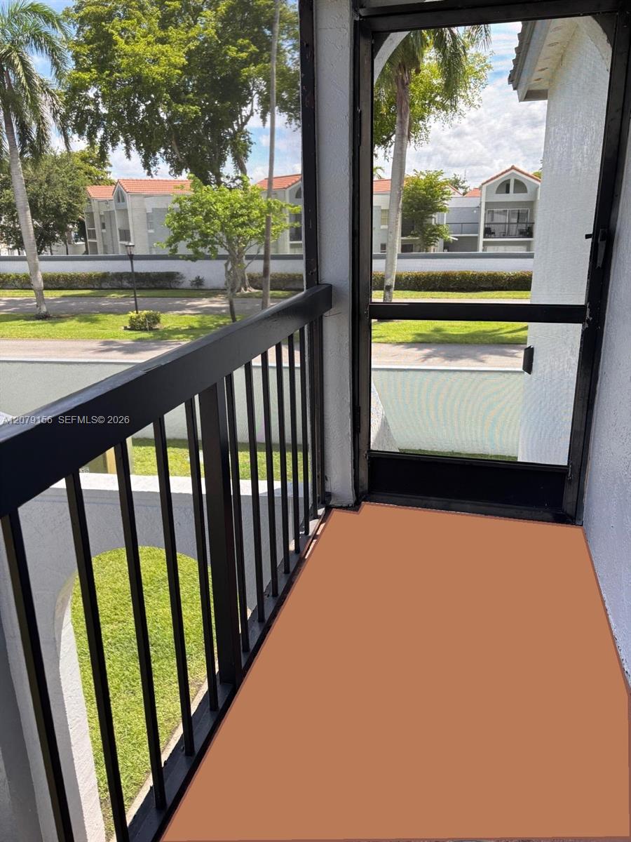 Screened Balcony