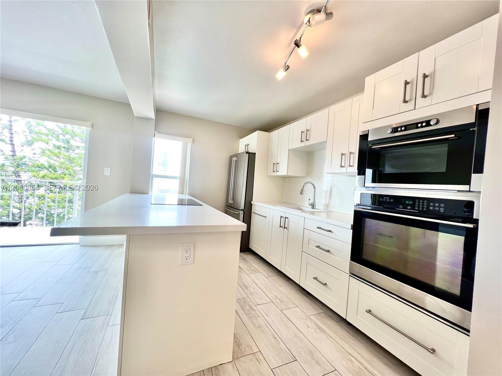 1300 Alton Rd # 6C — Photo 4