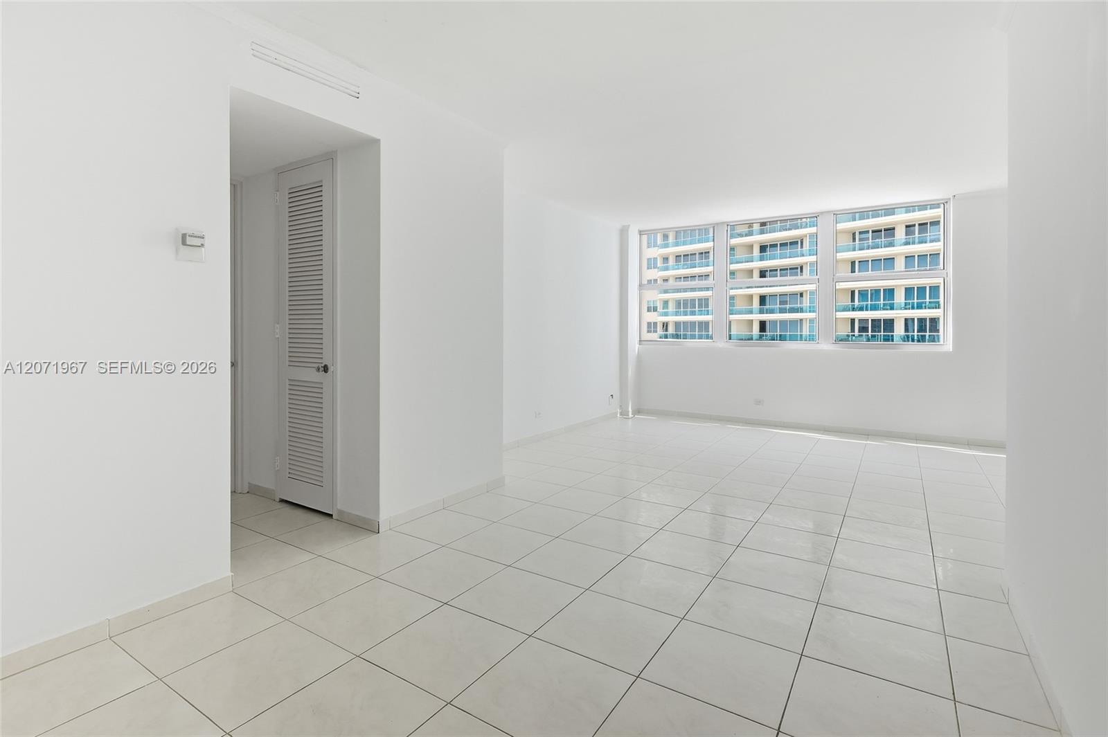 5055 Collins Ave # 11F — Photo 5