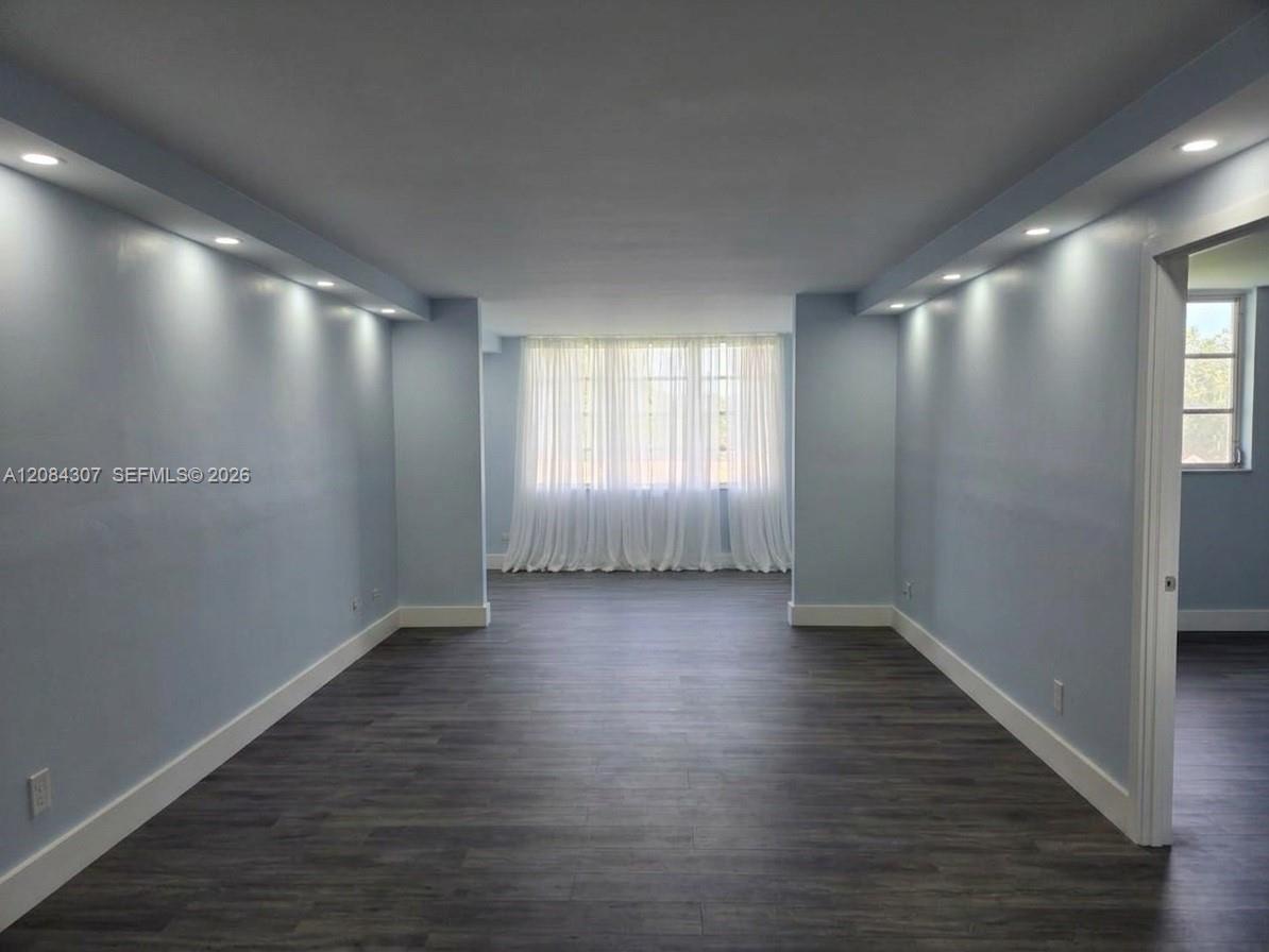 445 NE 195th St # 332 — Photo 5