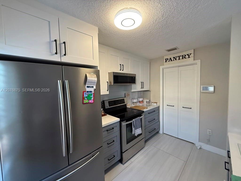 3158 SW 152nd Pl — Photo 4