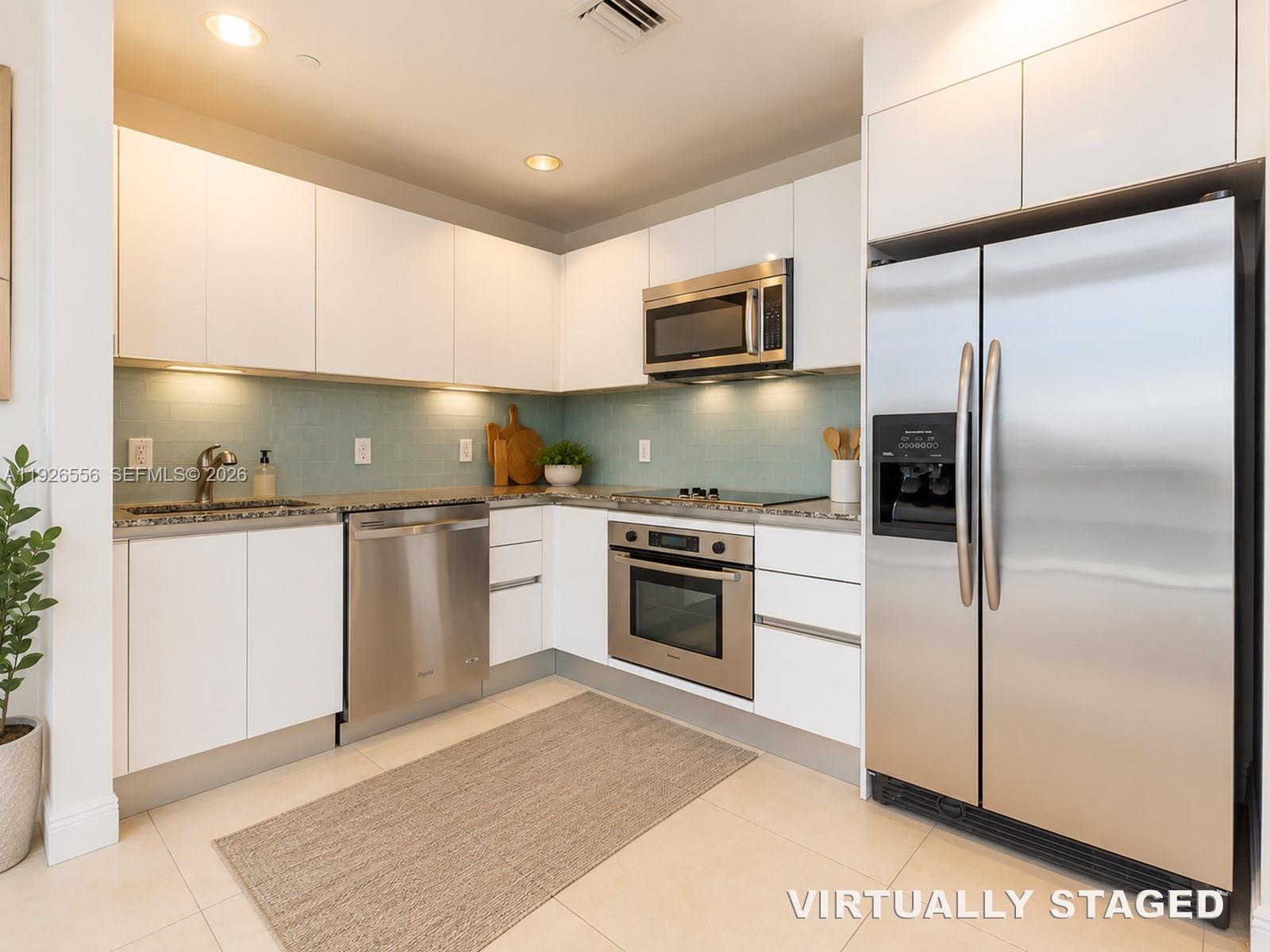 1050 Brickell Ave # 606, Miami FL 33131