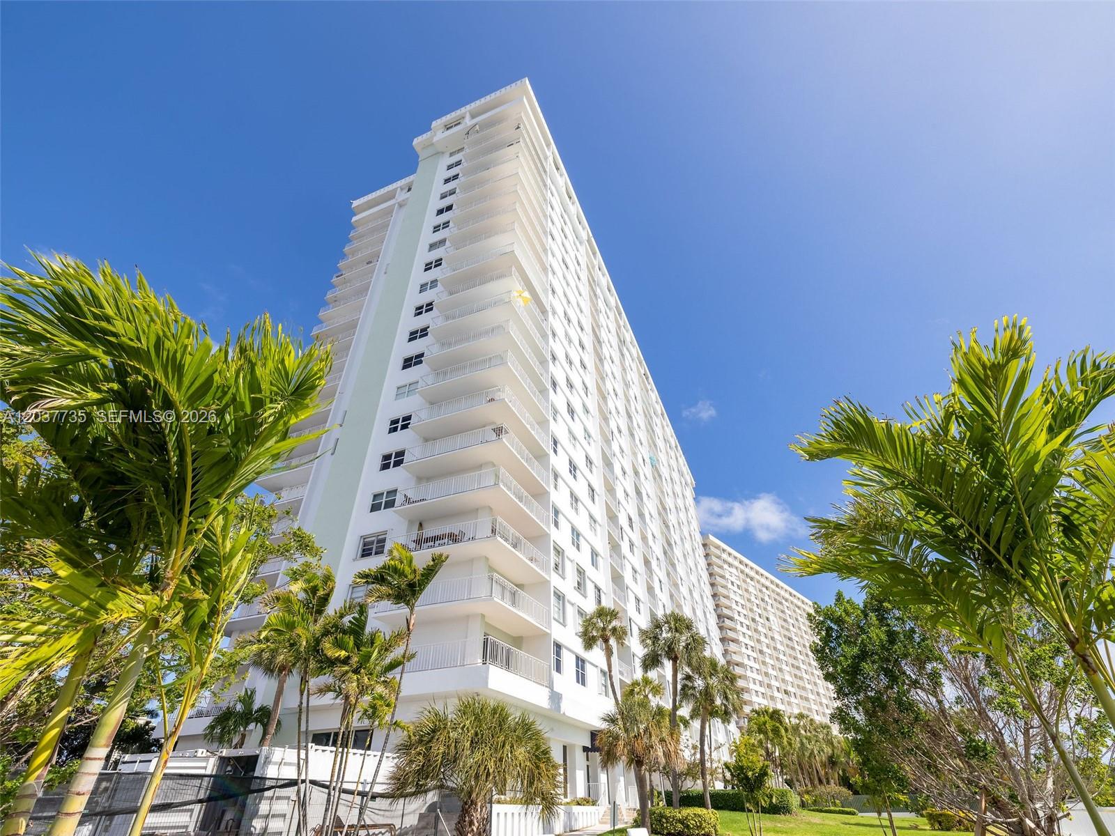 500 Bayview Dr # 1520, Sunny Isles Beach FL 33160