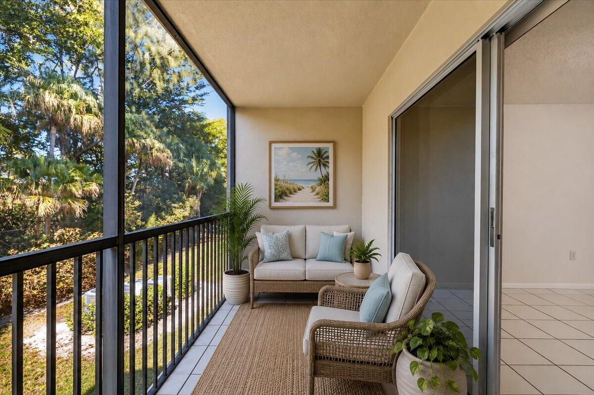 900 SW 142nd Avenue # 213l, Pembroke Pines FL 33027