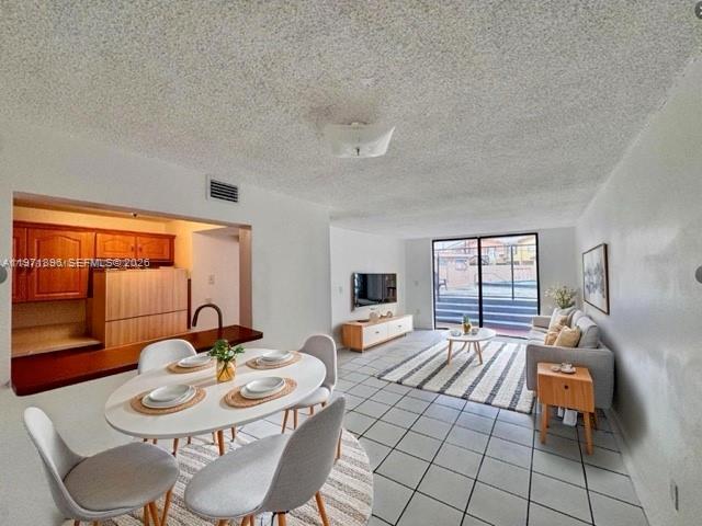 9678 Fontainebleau Blvd # 111, Miami FL 33172