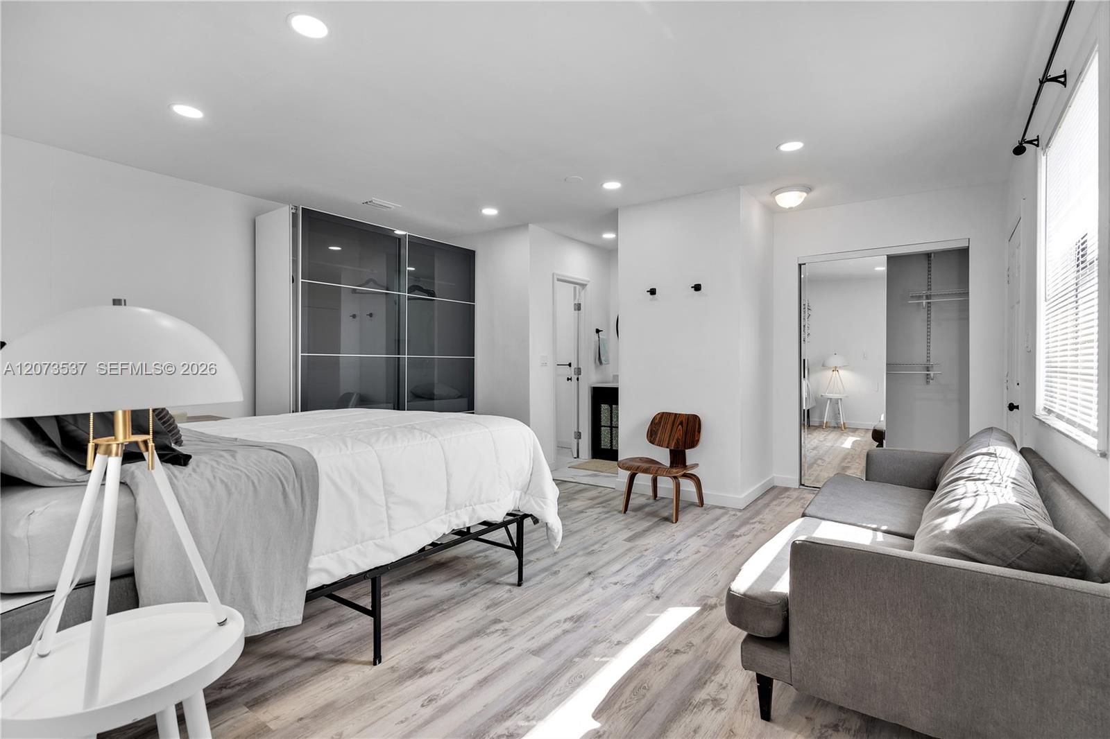 1510 Normandy # B — Photo 2