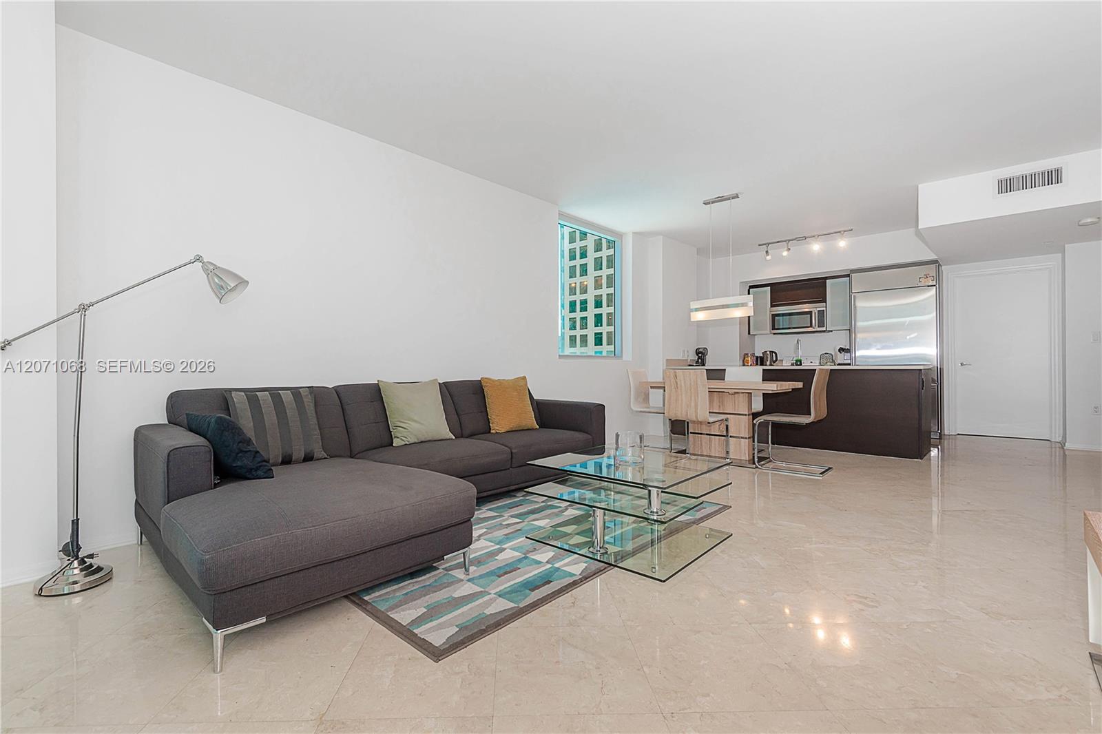 55 SE 6th St # 1507 — Photo 4